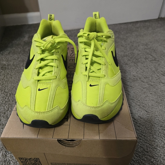 Nike Air Max Dawn : Atomic Green/Black - Picture 6 of 6